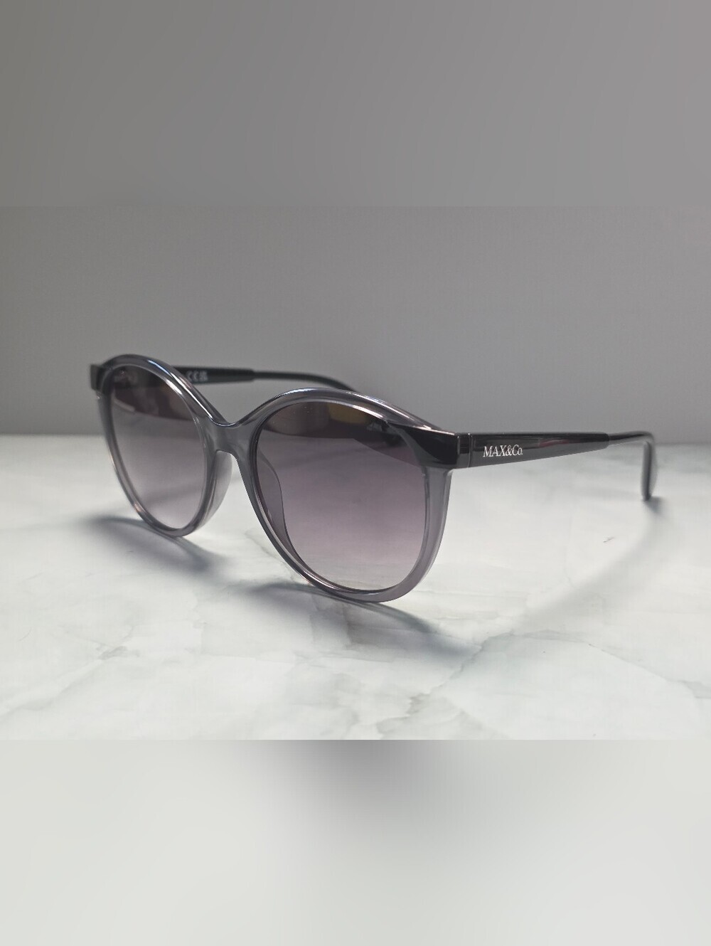 MAX&Co. Round Gray Gradient Sunglasses MO0084 20B